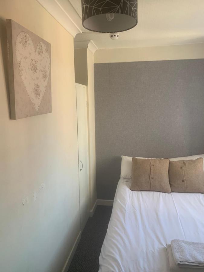 Macleods Hotel Blackpool Bagian luar foto
